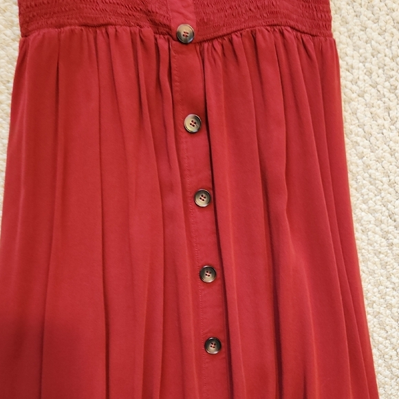 Red Button-Down Maxi Dress - Picture 3 of 7